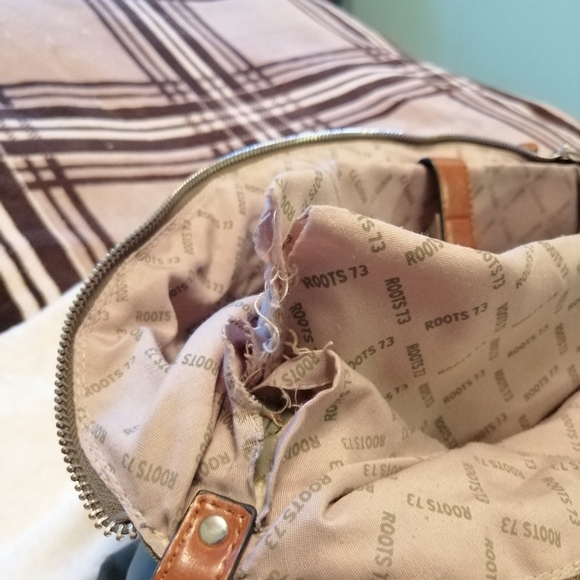 Roots Quilted Crossbody Tote Bag - Picture 12 of 13